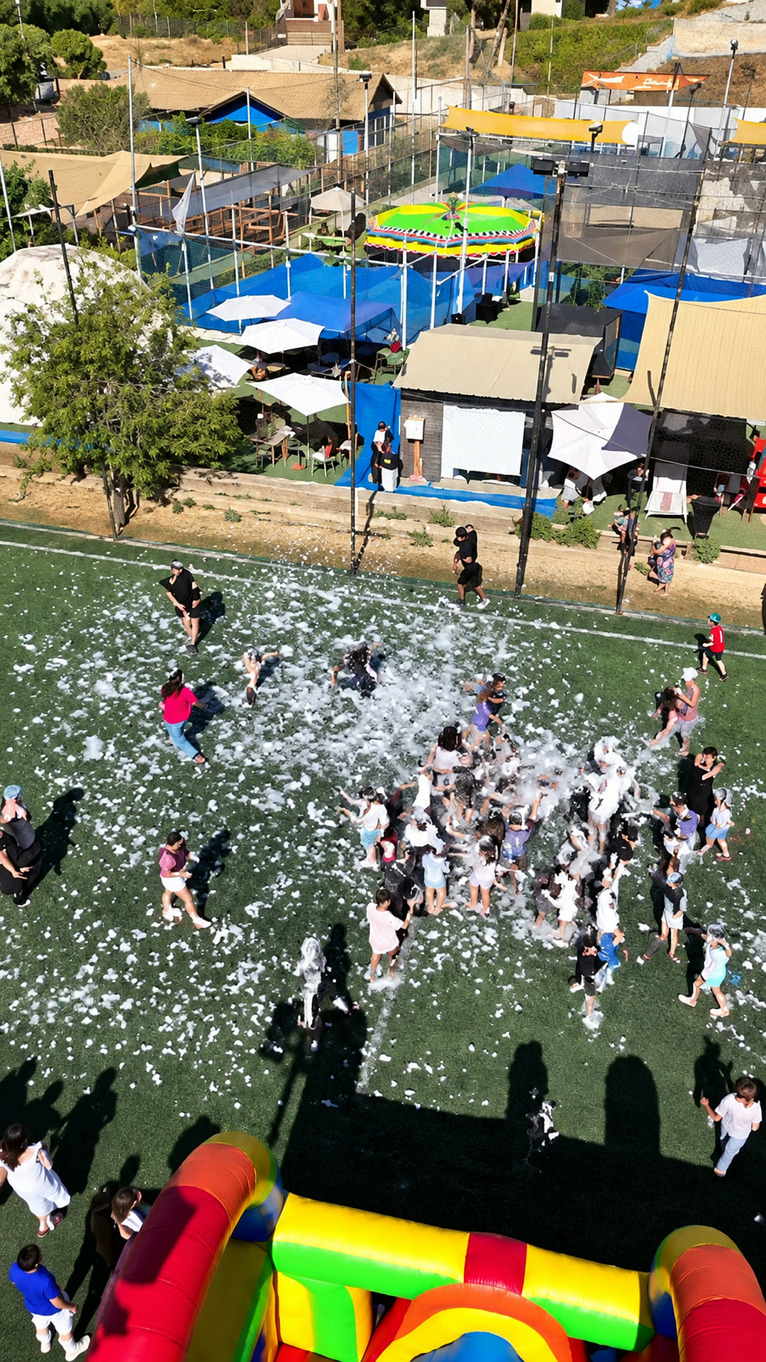 Fiesta de espuma en Experiencia Domo